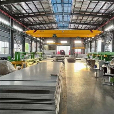 ASTM A790 2205 Paslanmaz çelik plaka 1000-8000mm Uzunluk direnci